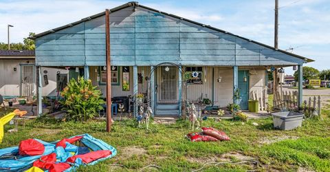 7921 State Highway 99e, Los Molinos, CA 96055 Photo