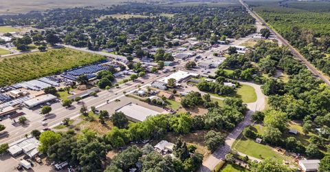 7921 State Highway 99e, Los Molinos, CA 96055 Photo