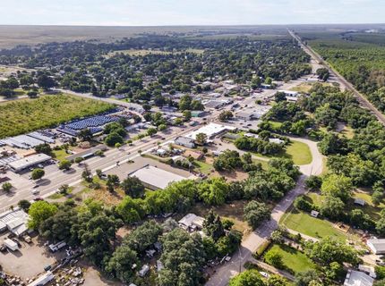 7921 State Highway 99e, Los Molinos, CA 96055 Photo