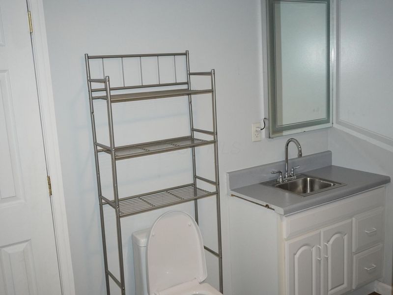 6263 Presidential, Columbus, OH 43231 Photo 19