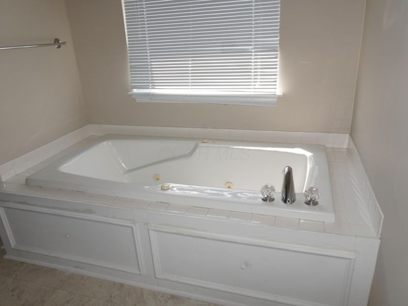 6263 Presidential , Columbus, OH 43231 Photo 24