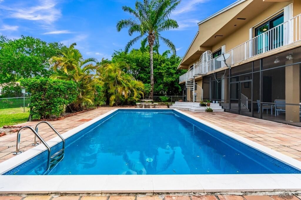 17914 SW 83rd Court, Palmetto Bay, FL 33157 Photo