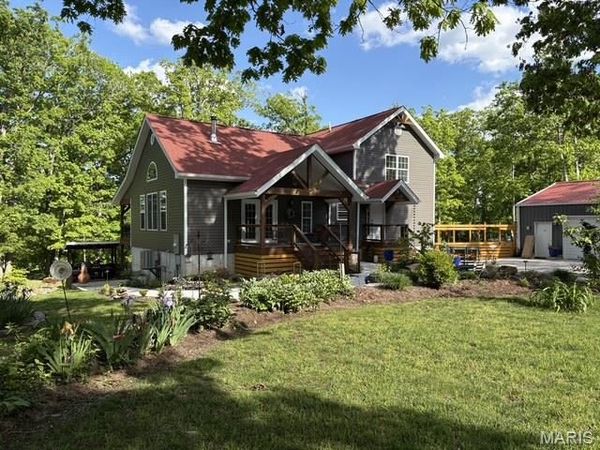 26 Skyline Drive , New Florence, MO 63363