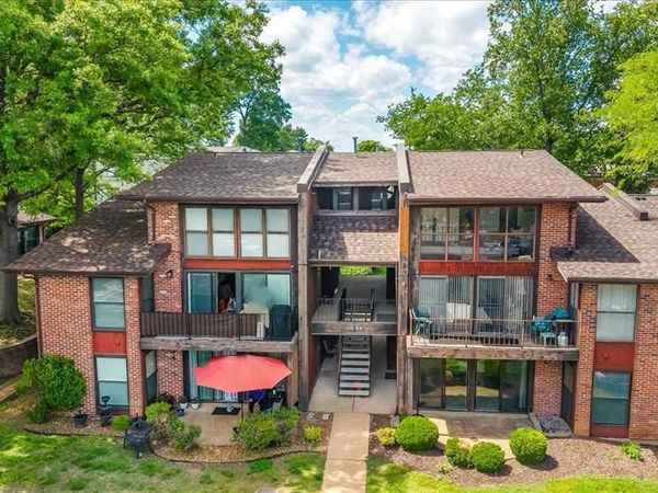 1084 Mersey Bend Drive , Unit D, St Louis, MO 63129