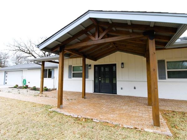 1612 Caddo Peak Trail, Joshua, TX 76058