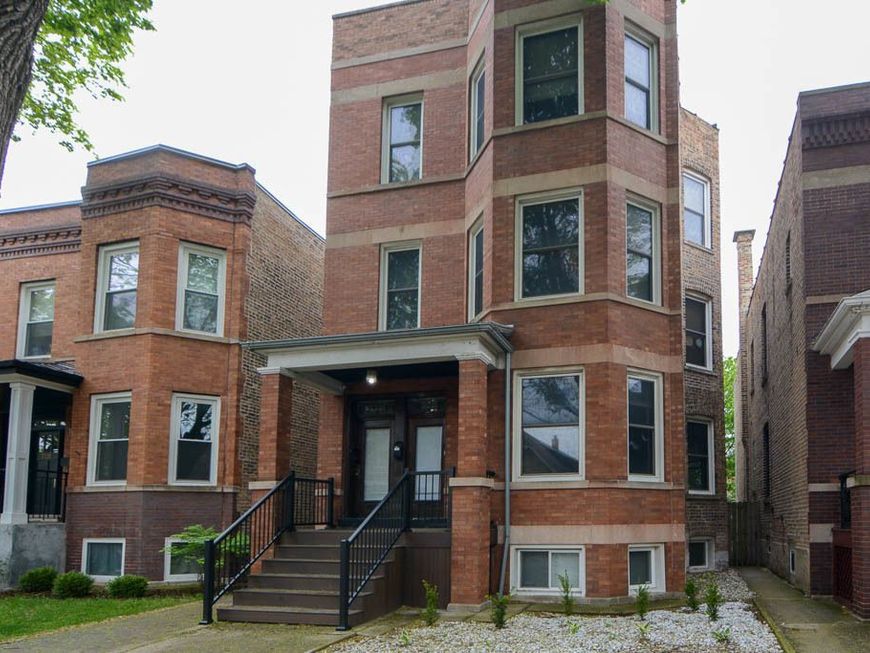 Main Photo