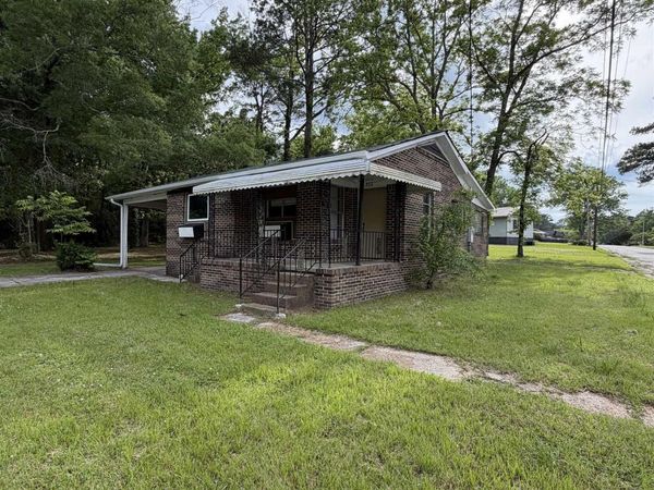 301 Davis Street, Gadsden, AL 35903