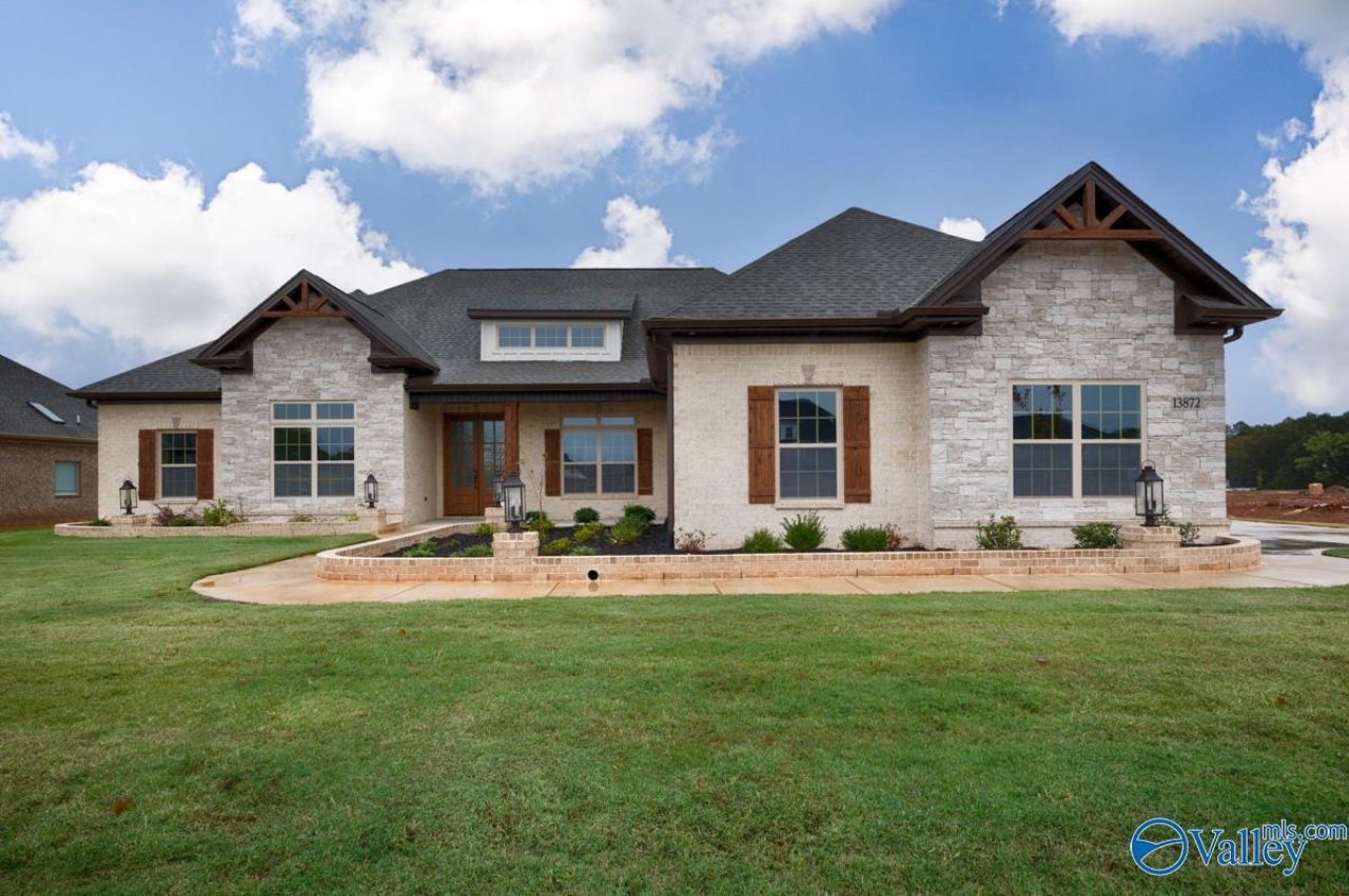 13805 Goff Drive, Athens, AL 35611 Main Photo