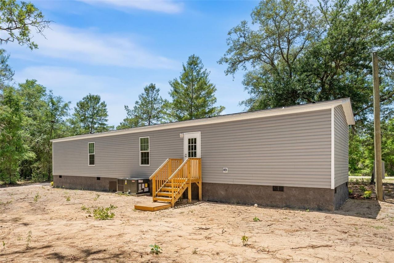 1051 NE 129 Avenue , Williston, FL 32696 Photo