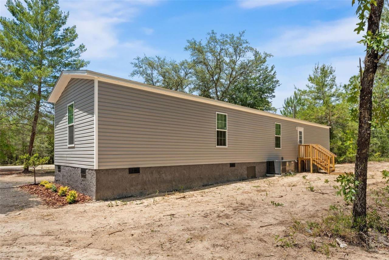 1051 NE 129 Avenue , Williston, FL 32696 Photo