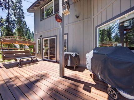 1401 Peninsula Drive, Lake Almanor, CA 96137 Photo