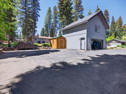 1401 Peninsula Drive, Lake Almanor, CA 96137 Photo
