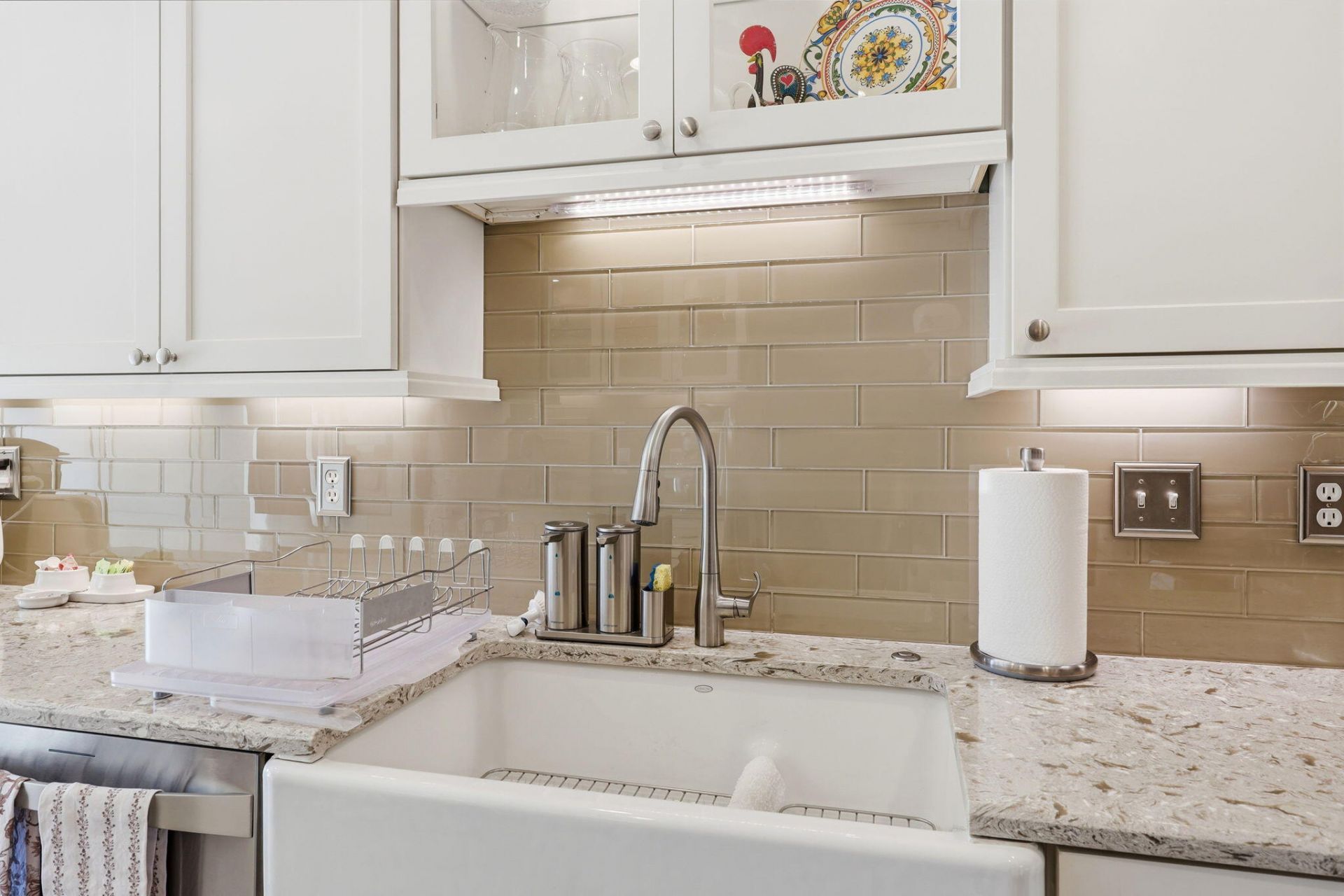 1004 Ventura Place Photo 10