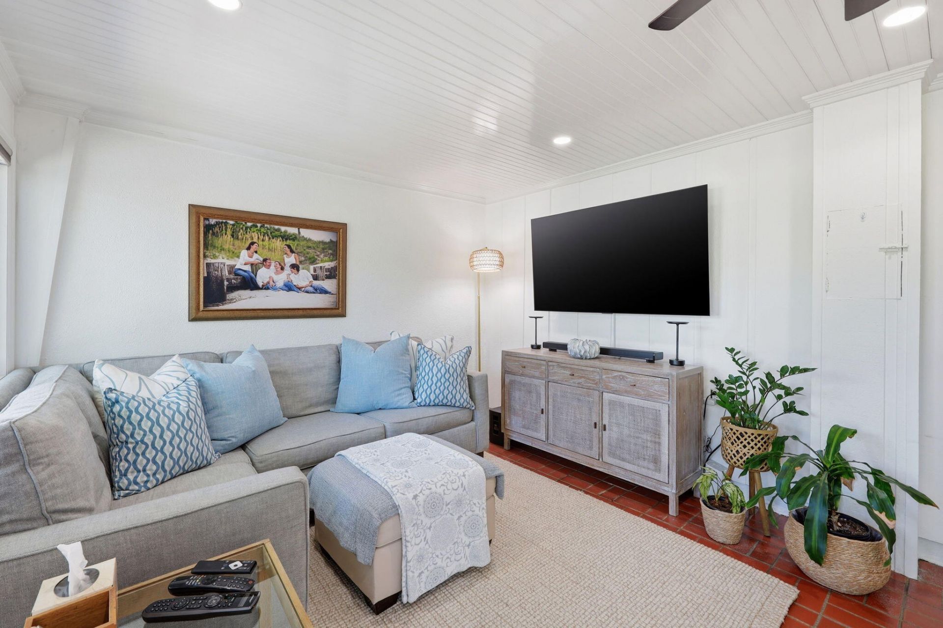 1004 Ventura Place Photo 19