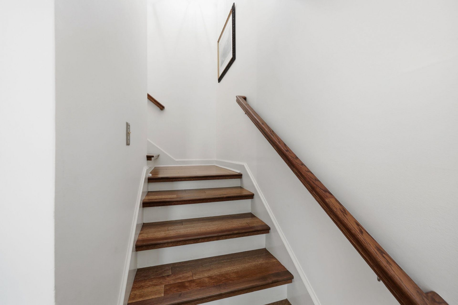 1004 Ventura Place Photo 20