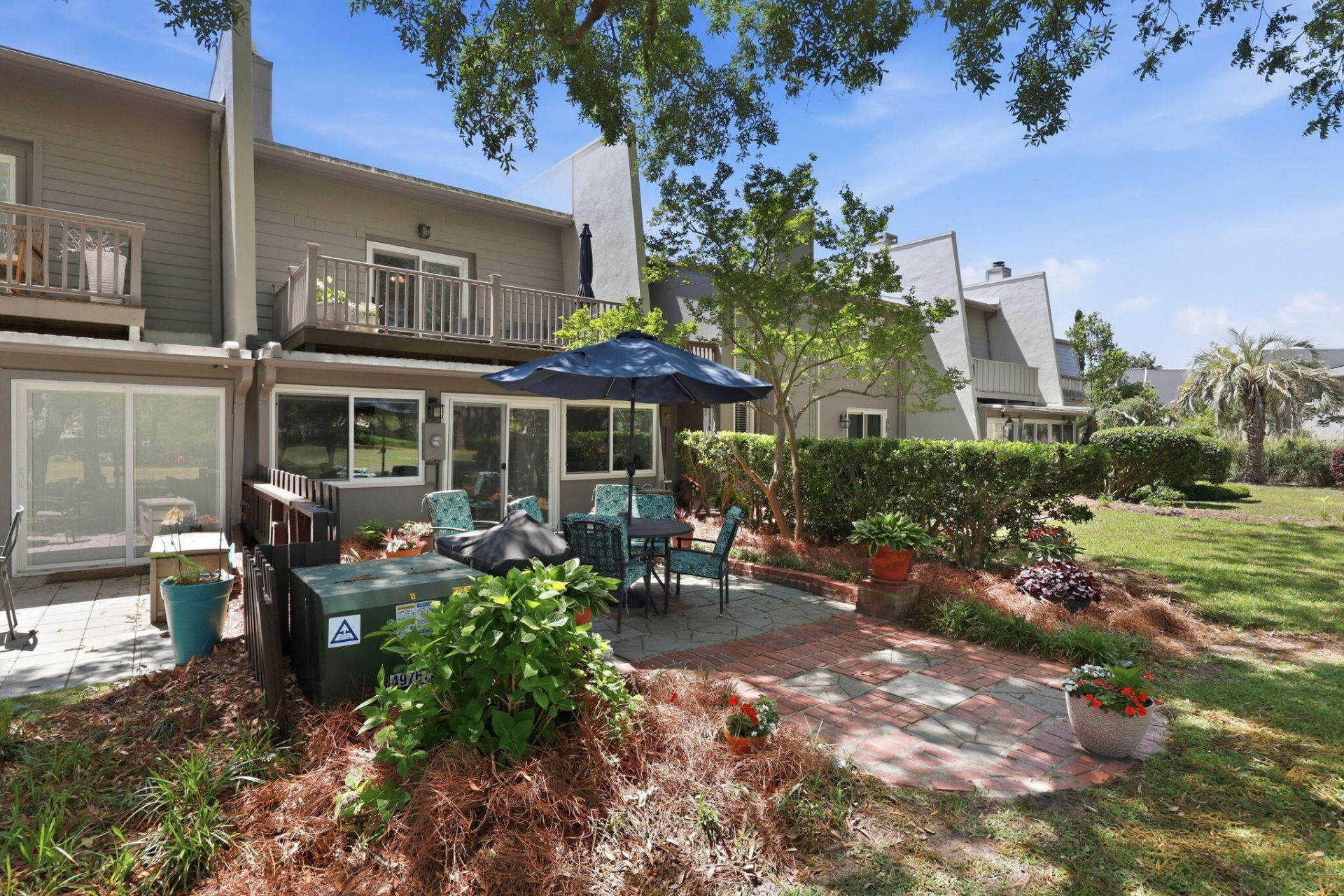 1004 Ventura Place Photo 37