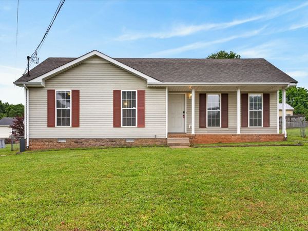 2808 Nat Hoosier Ln , Clarksville, TN 37040