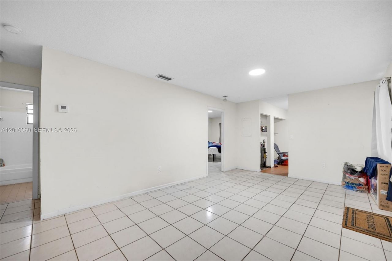 2352 NW 102nd St , Miami, FL 33147 Photo