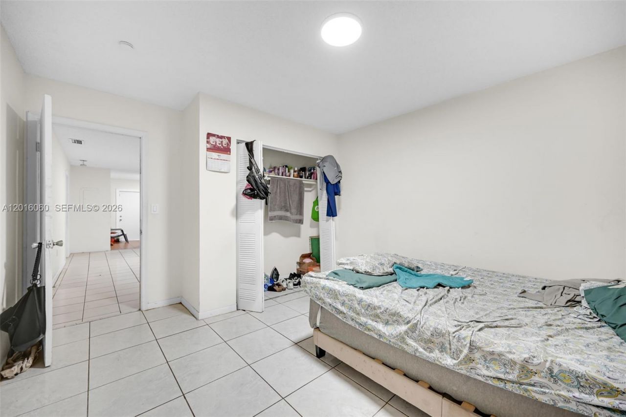 2352 NW 102nd St , Miami, FL 33147 Photo