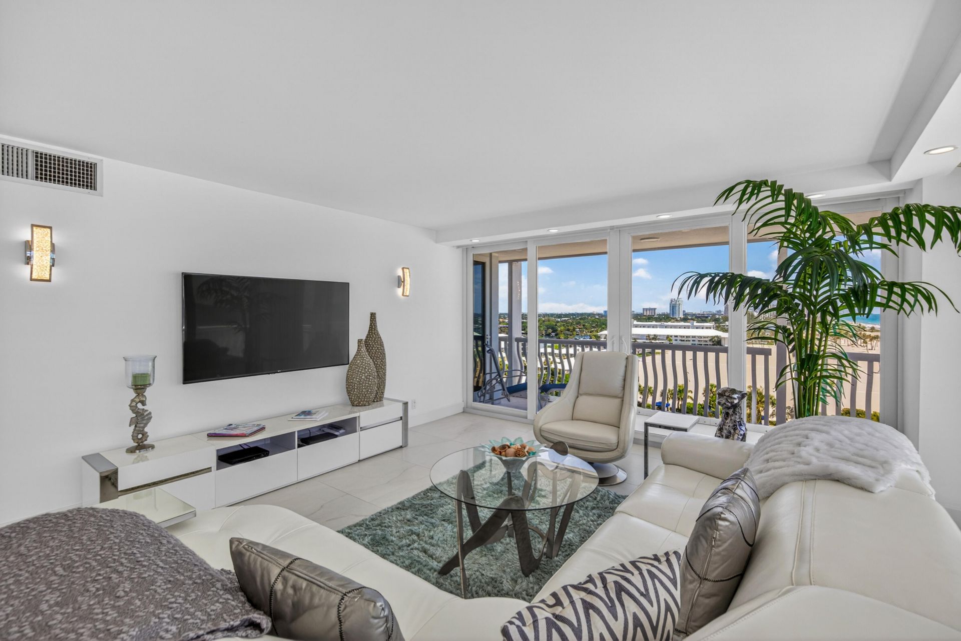 2200 S Ocean Lane, Unit 909, Fort Lauderdale, FL 33316 Photo