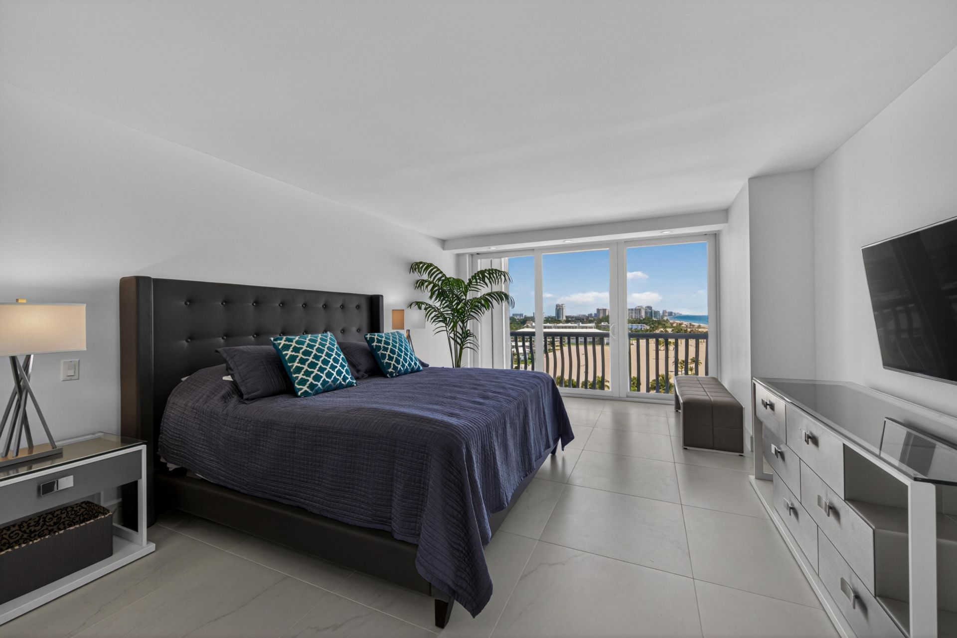 2200 S Ocean Lane, Unit 909, Fort Lauderdale, FL 33316 Photo