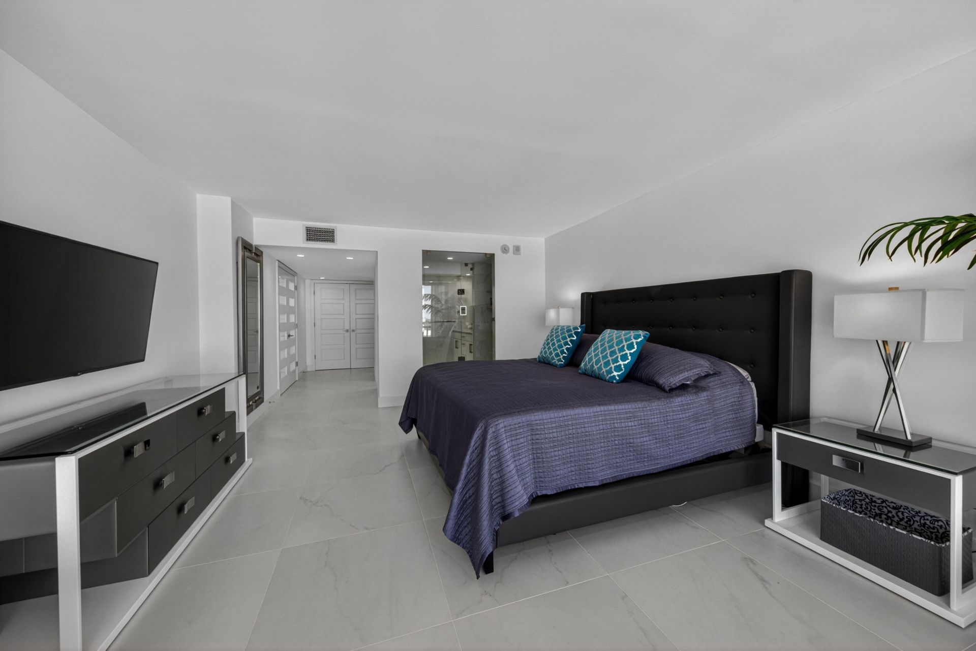 2200 S Ocean Lane, Unit 909, Fort Lauderdale, FL 33316 Photo