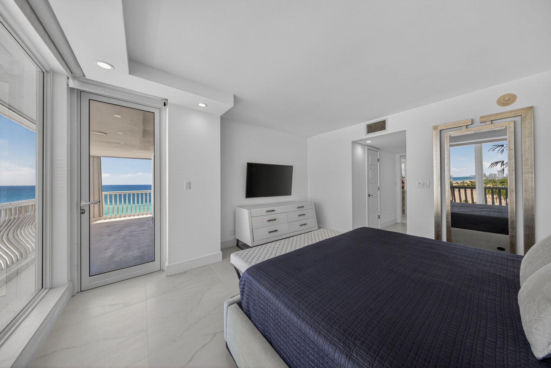 2200 S Ocean Lane, Unit 909, Fort Lauderdale, FL 33316 Photo