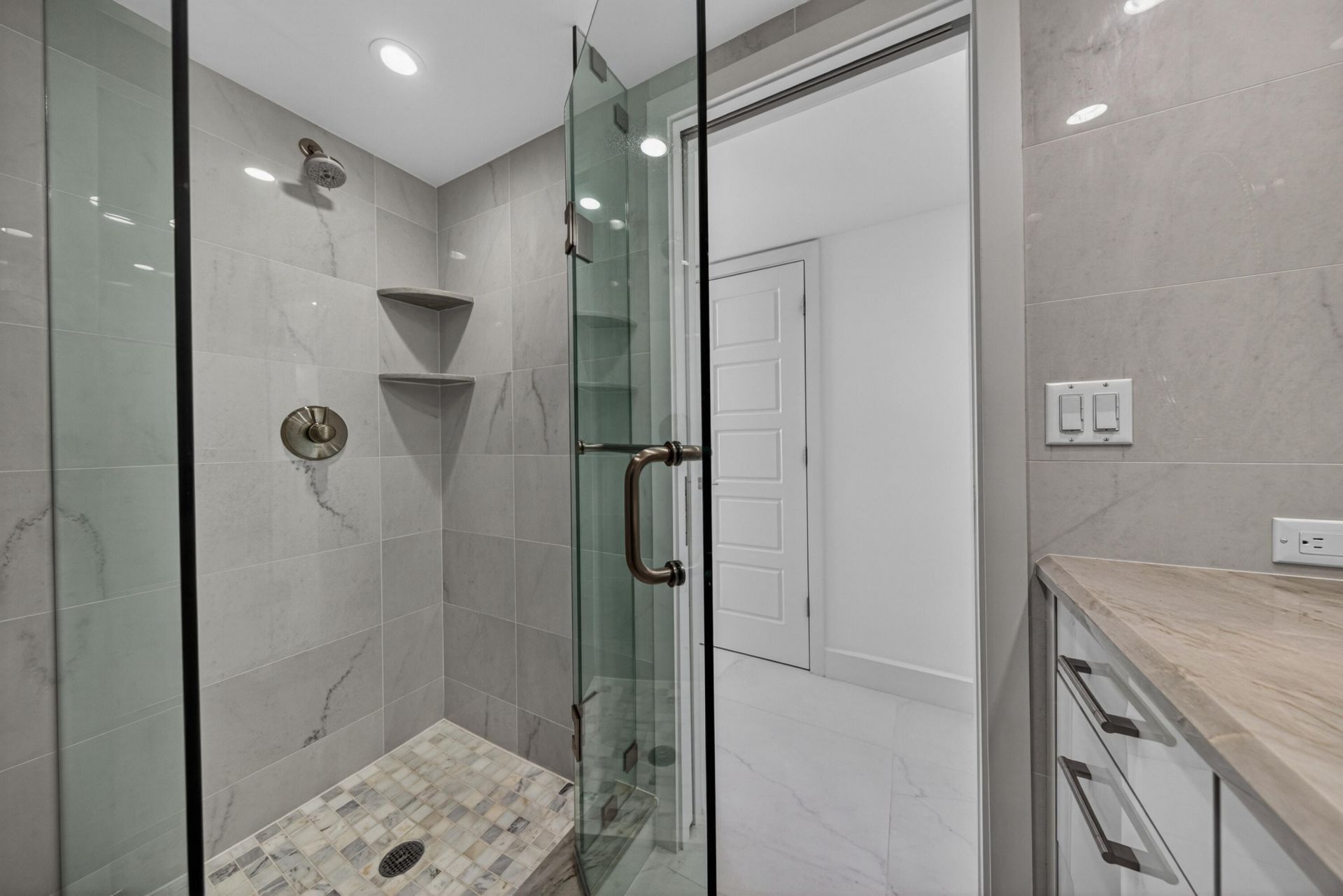 2200 S Ocean Lane, Unit 909, Fort Lauderdale, FL 33316 Photo