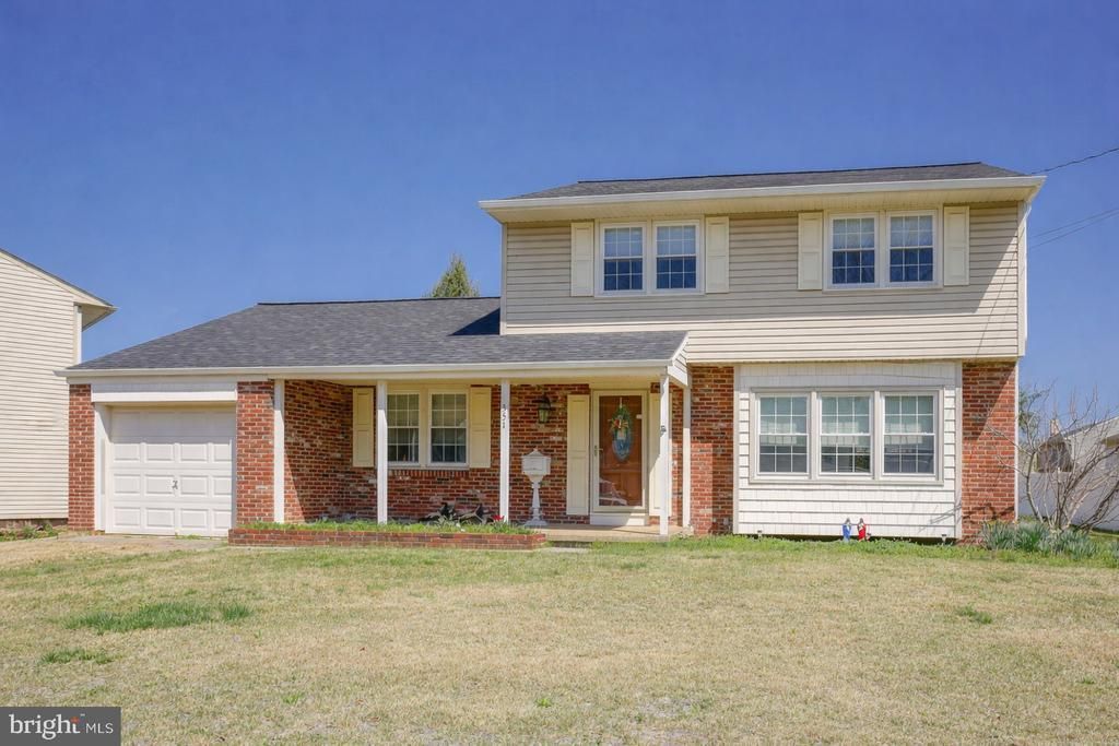 351 Croce Avenue, Gibbstown, NJ 08027 Main Photo