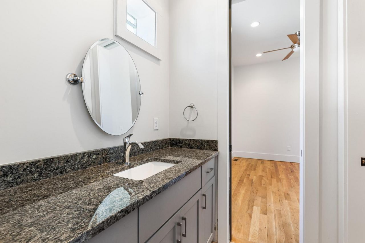 247 Rutledge Avenue Photo 19