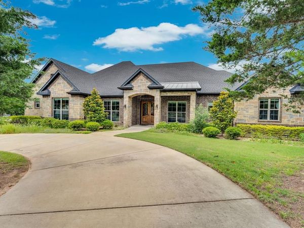 307 Terrace Lane , Cedar Hill, TX 75104