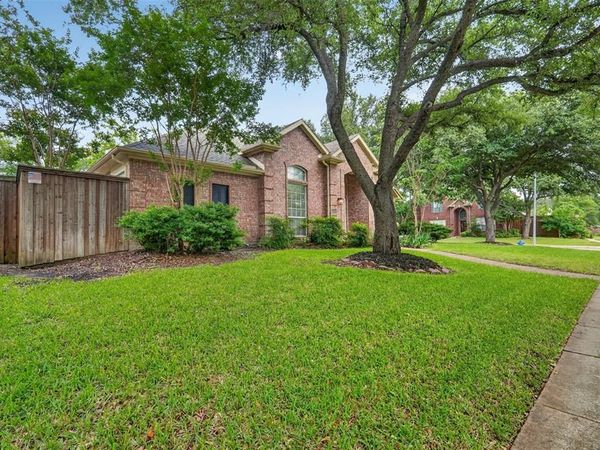 6864 Bushnell Drive, Plano, TX 75024