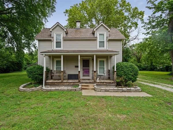 321 Springdale Avenue, Bonner Springs, KS 66012