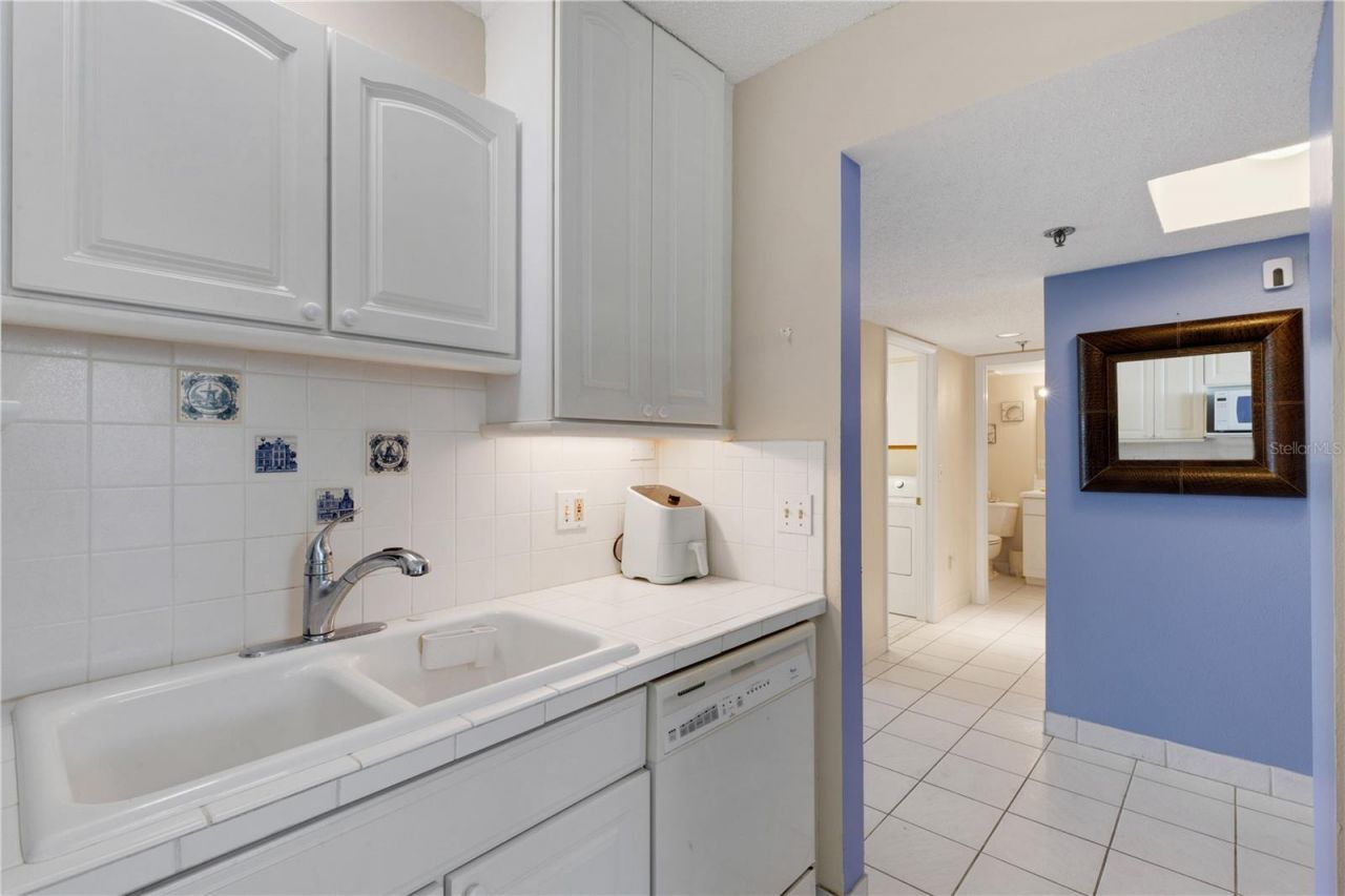 4480 Fairways Boulevard , Unit 208, Bradenton, FL 34209 Photo