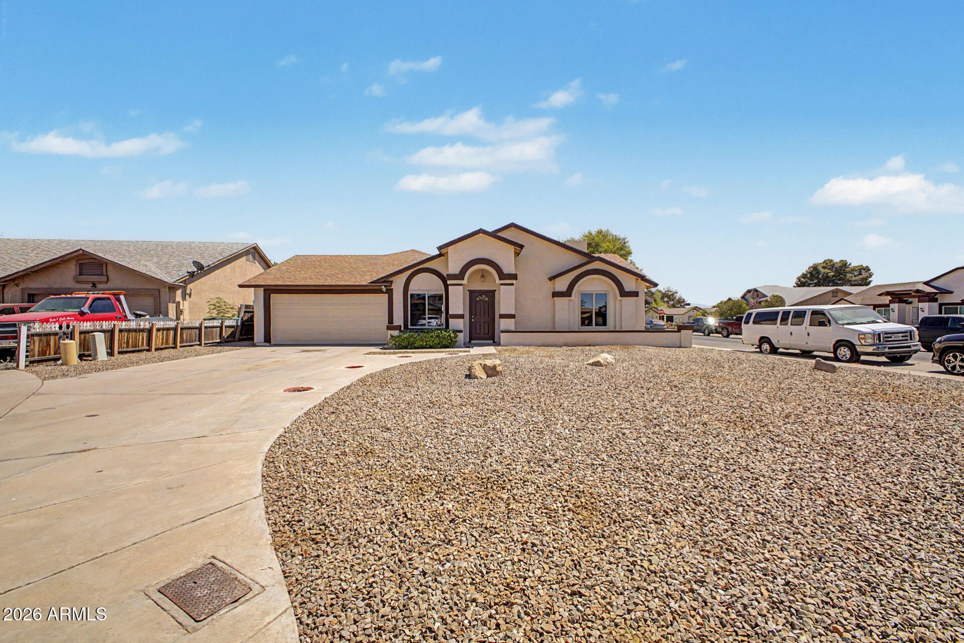 6937 W Sheila Lane, Phoenix, AZ 85033 Main Photo