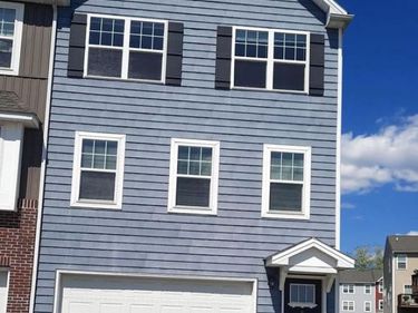 807 SCHOONER LANE , MECHANICSBURG, PA 17050