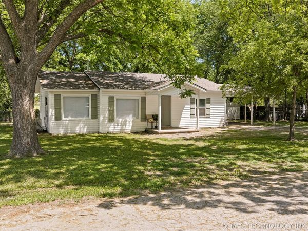 1002 SW Howard Street, Ardmore, OK 73401