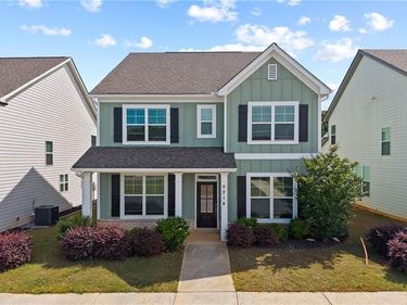 5214 Blake Branch, Flowery Branch, GA 30542