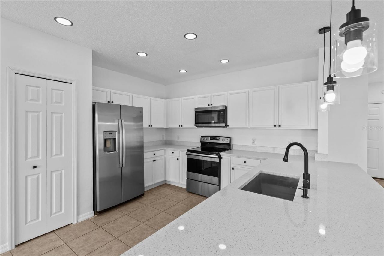 4556 Ficus Tree Road , Kissimmee, FL 34758 Photo