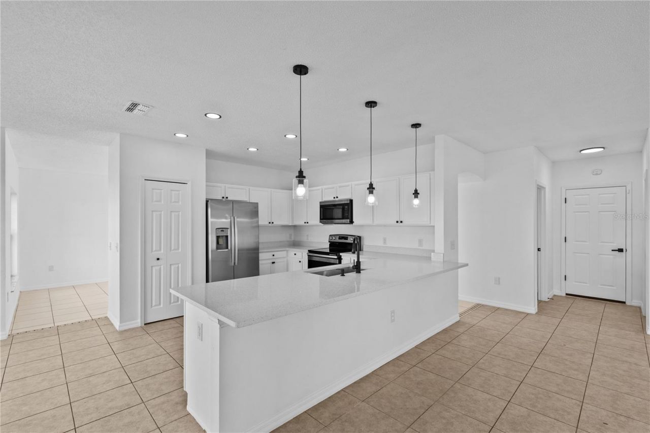 4556 Ficus Tree Road , Kissimmee, FL 34758 Photo