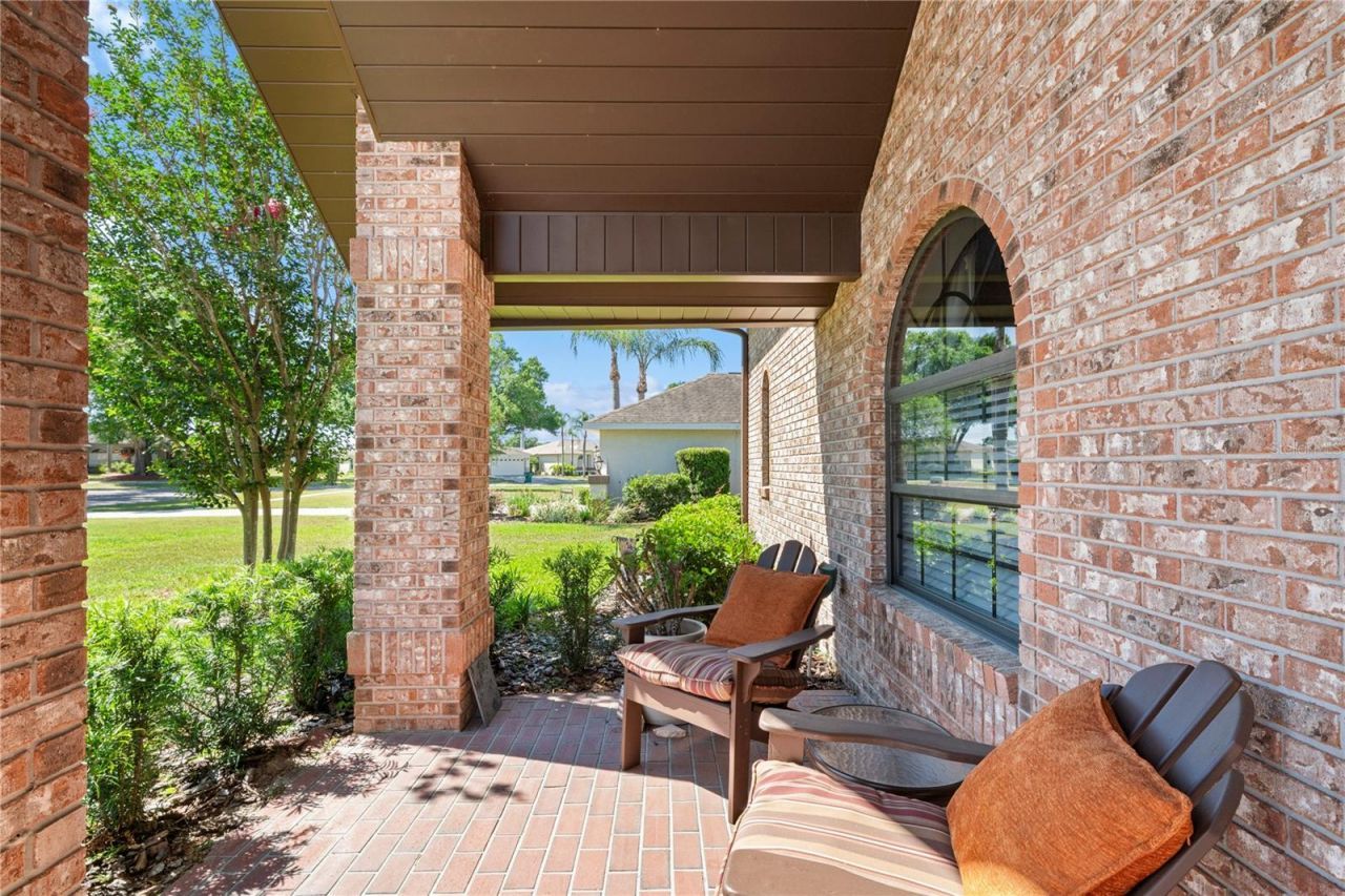 6219 Huntington Drive, Zephyrhills, FL 33542 Photo