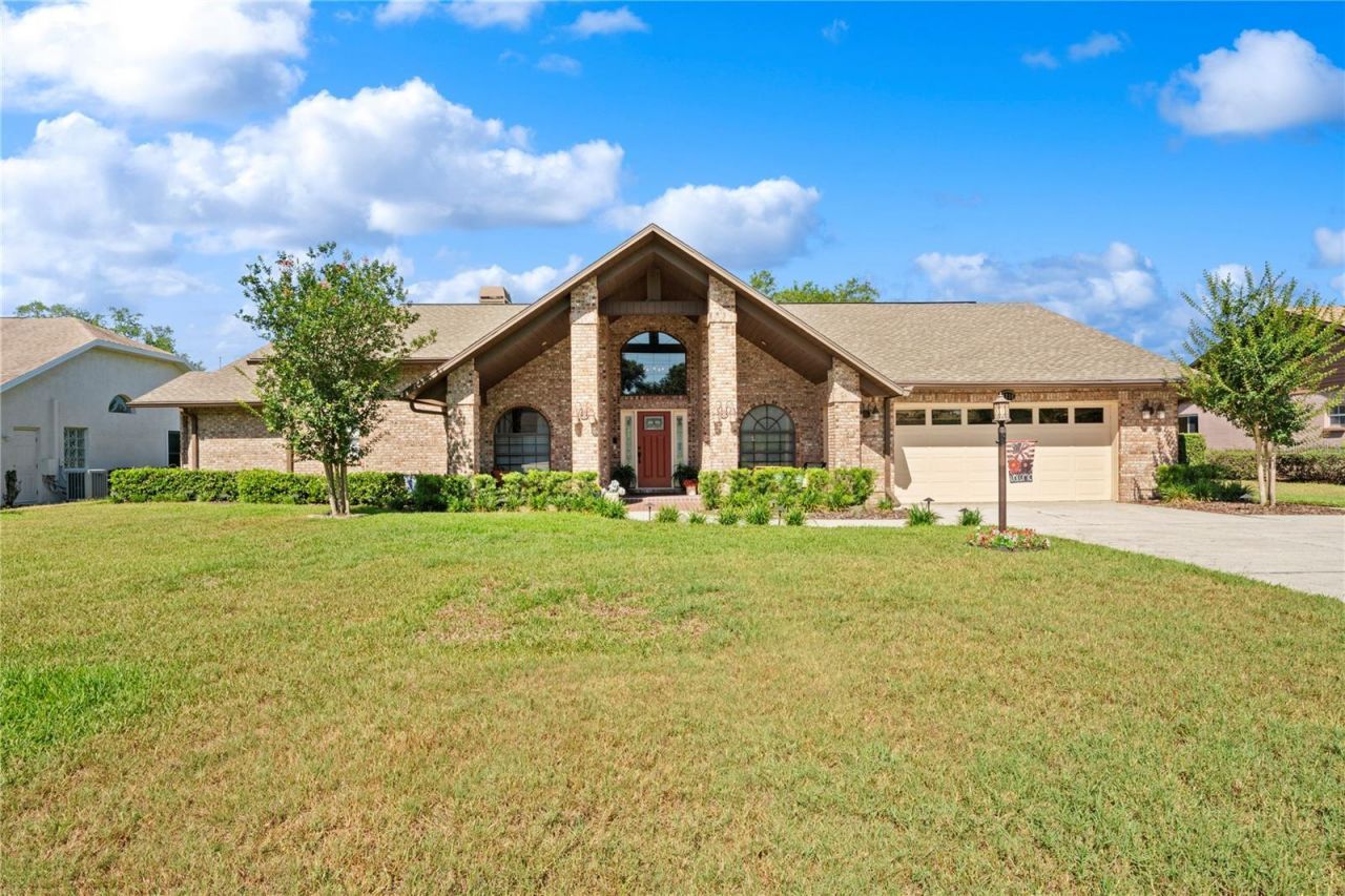 6219 Huntington Drive, Zephyrhills, FL 33542 Photo