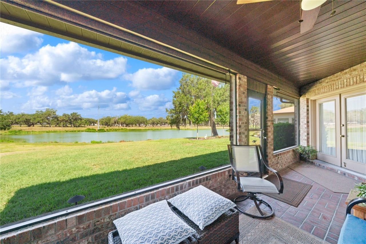 6219 Huntington Drive, Zephyrhills, FL 33542 Photo
