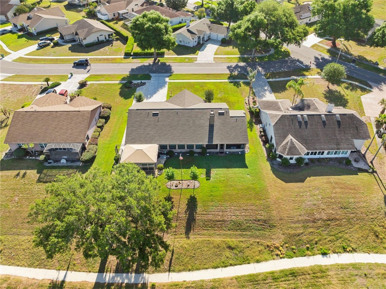 6219 Huntington Drive, Zephyrhills, FL 33542 Photo