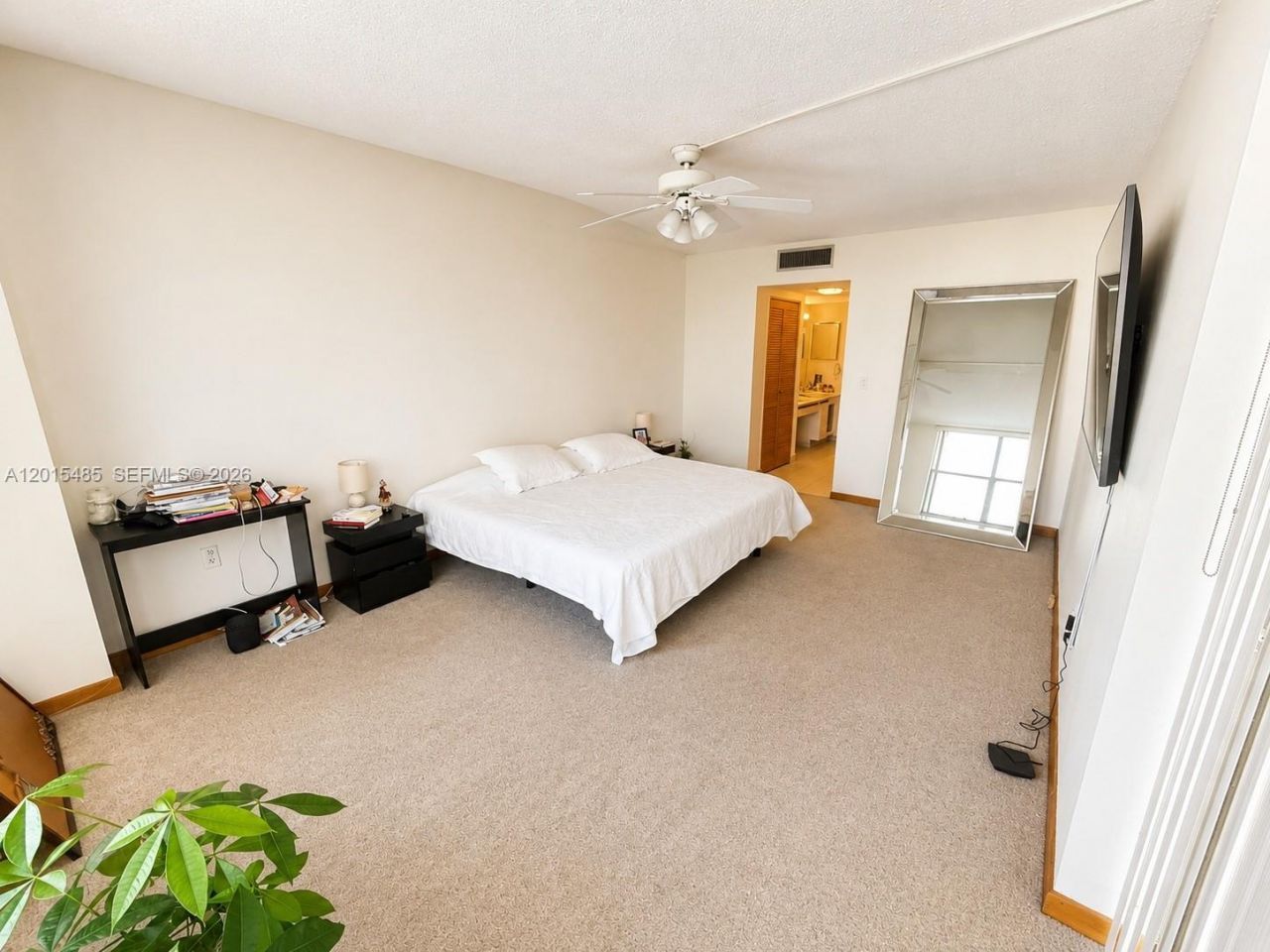 3375 N Country Club Dr , Unit 407, Aventura, FL 33180 Photo