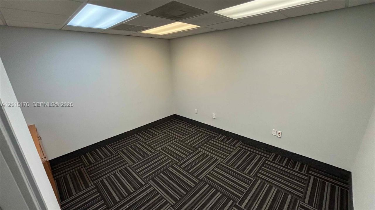 2740 E Oakland Park Blvd , Unit 207, Fort Lauderdale, FL 33306 Photo