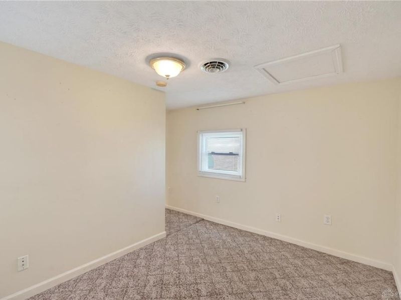 215 W Monument Street, Pleasant Hill, OH 45359 Photo 7
