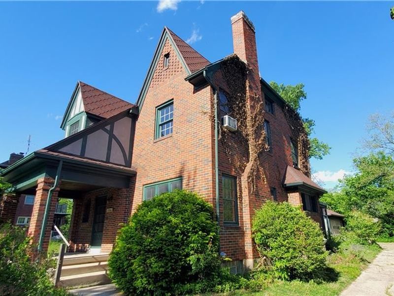 1936 Burroughs Drive, Dayton, OH 45406 Photo 2