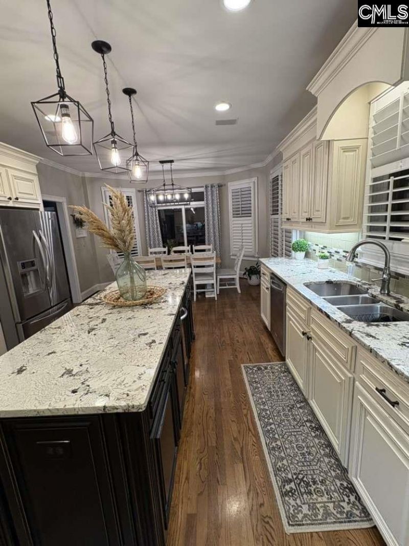 204 Secret Cove Drive Photo 14
