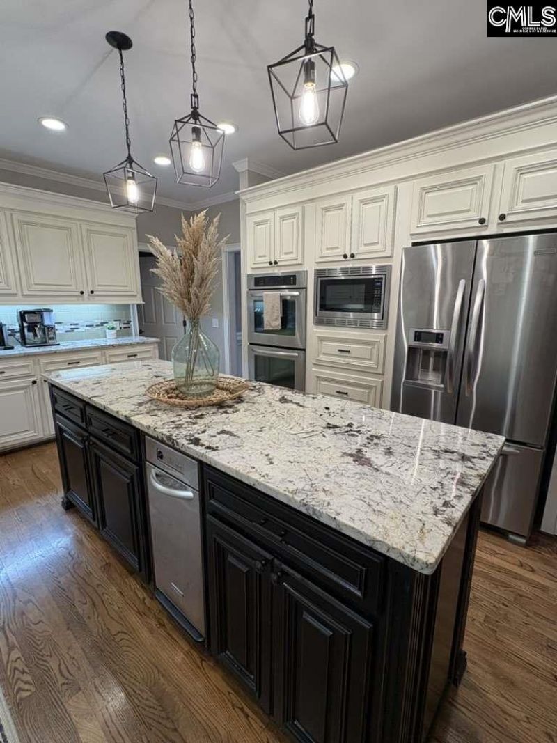 204 Secret Cove Drive Photo 15
